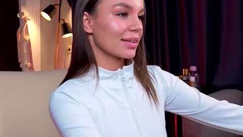 Snapshot of tiffany_sweetie chatting on January 2026 11:47:02 AM Tiffany online show from January 2026 11:47:02 AM