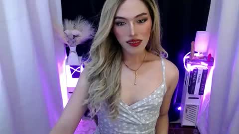 tiffany online show from November 2025 07:03:01 PM