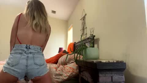 Tiffany Dove online show from February 2025 06:43:01 PM