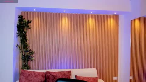 Snapshot of tiffanyhoustton chatting on February 2026 11:44:01 AM tiffanyhoustton online show from February 2026 11:44:01 AM