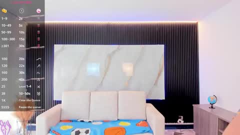 tiffanyhoustton online show from March 2026 01:18:01 PM