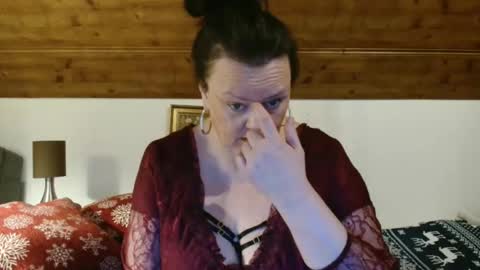 Snapshot of tiffanymature chatting on November 2025 03:23:02 PM TiffanyMature online show from November 2025 03:23:02 PM