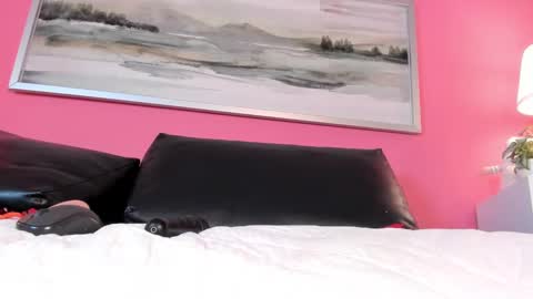 Stefany Suarez online show from February 2025 10:25:01 PM