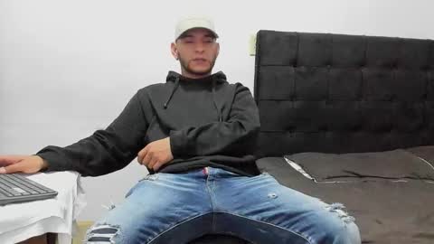 tiger_job online show from February 2026 04:33:01 AM