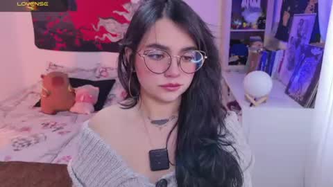 Snapshot of tigerlily__1 chatting on June 2026 01:25:01 PM Lilith online show from June 2026 01:25:01 PM