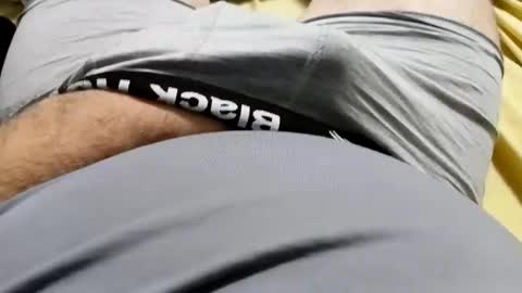 Snapshot of tightsmanuk91 chatting on December 2025 01:16:02 PM Tightsmaleuk.pantyhosehairymale online show from December 2025 01:16:02 PM