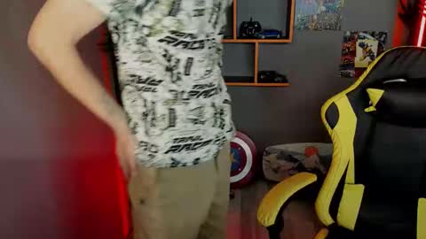 Snapshot of tim_blackk chatting on September 2025 09:06:02 PM Tim online show from September 2025 09:06:02 PM