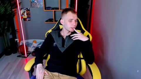 Snapshot of tim_blackk chatting on October 2025 09:50:02 PM Tim online show from October 2025 09:50:02 PM