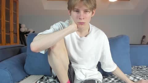 Snapshot of tim_milll chatting on December 2024 06:13:02 AM Tim online show from December 2024 06:13:02 AM