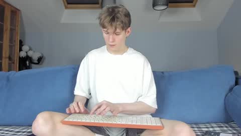 Snapshot of tim_milll chatting on February 2025 05:58:01 PM Tim online show from February 2025 05:58:01 PM