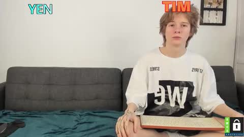 Snapshot of tim_milll chatting on October 2025 12:09:01 PM Tim online show from October 2025 12:09:01 PM