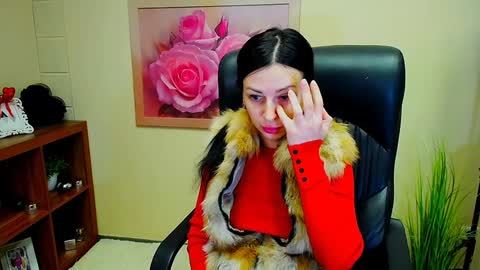 Snapshot of timeparadice chatting on December 2024 09:29:02 AM Luisa online show from December 2024 09:29:02 AM