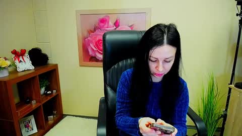 Snapshot of timeparadice chatting on December 2024 09:01:01 AM Luisa online show from December 2024 09:01:01 AM