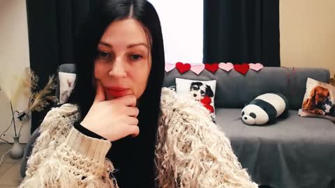 Snapshot of timeparadice chatting on February 2025 11:44:02 AM Luisa online show from February 2025 11:44:02 AM