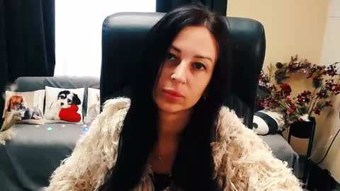 Snapshot of timeparadice chatting on September 2025 09:31:02 AM Luisa online show from September 2025 09:31:02 AM