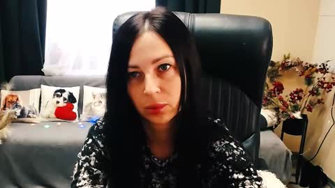 Snapshot of timeparadice chatting on September 2025 09:11:02 AM Luisa online show from September 2025 09:11:02 AM