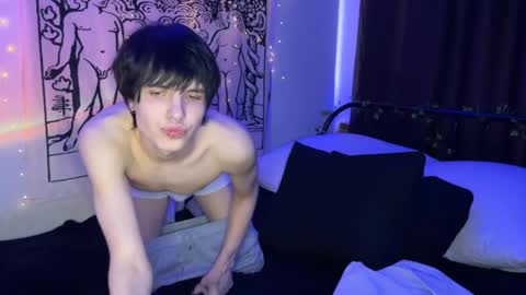 Snapshot of timi_moon chatting on February 2025 09:13:02 AM timi_moon online show from February 2025 09:13:02 AM