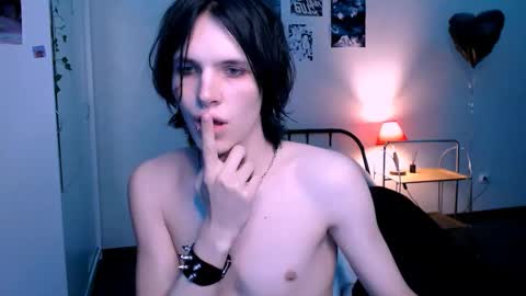 Snapshot of timi_moon chatting on September 2025 10:53:02 AM timi_moon online show from September 2025 10:53:02 AM