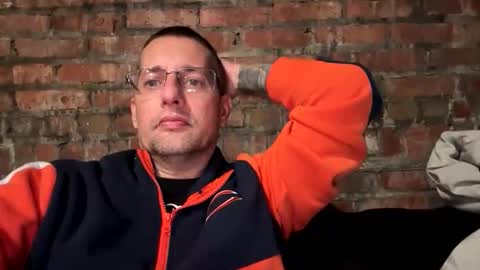 Snapshot of timn420 chatting on December 2025 01:10:01 AM timn420 online show from December 2025 01:10:01 AM