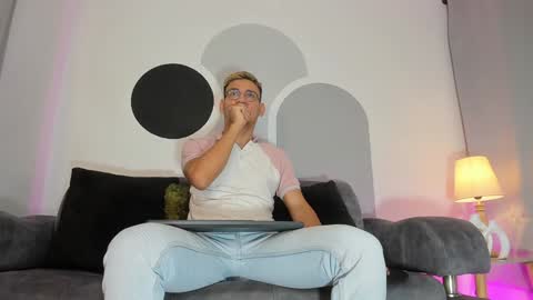 timi  jones online show from January 2025 08:44:01 PM