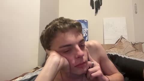 Snapshot of timveret chatting on January 2025 08:22:01 PM Wizard online show from January 2025 08:22:01 PM