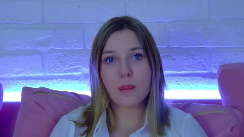 TinaBurton online show from March 2026 06:12:02 PM