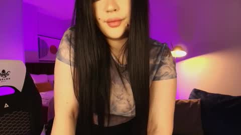 hi im curvy babyface girlie Tina online show from February 2026 08:18:02 AM