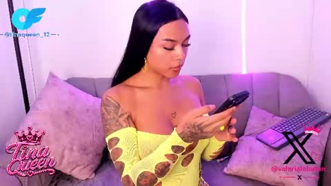 tinaqueen_ online show from June 2026 03:27:01 PM