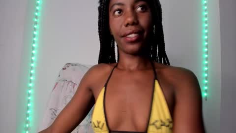 tinas_smith online show from November 2025 08:11:01 PM