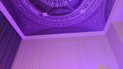 tinasiner online show from January 2025 05:00:01 PM