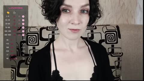 Snapshot of tinawincee chatting on March 2025 09:44:02 AM Tina online show from March 2025 09:44:02 AM