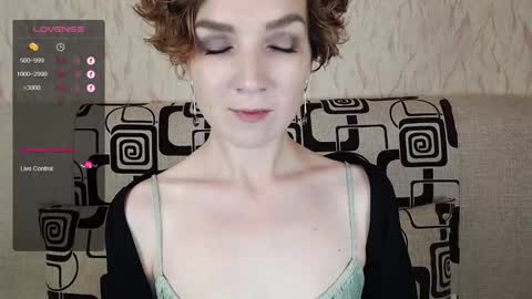 Snapshot of tinawincee chatting on September 2025 05:40:01 AM Tina online show from September 2025 05:40:01 AM