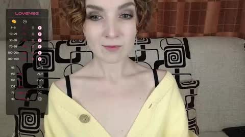 Snapshot of tinawincee chatting on November 2025 04:51:02 AM Tina online show from November 2025 04:51:02 AM