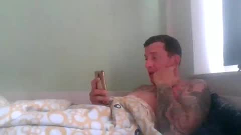 tinizzle86 online show from May 2026 07:03:02 AM