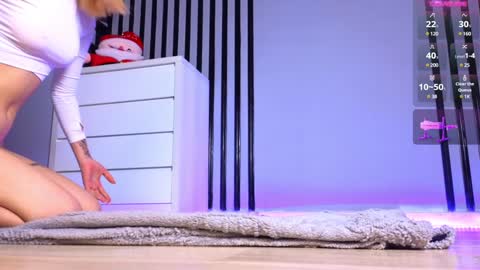 Snapshot of tinki_winkii chatting on January 2025 04:00:01 AM Tina online show from January 2025 04:00:01 AM