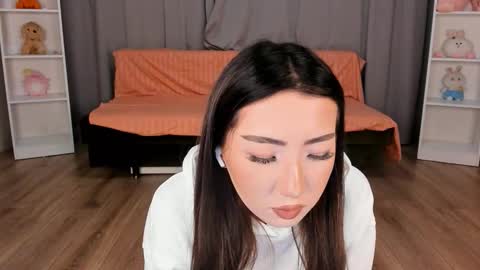 Snapshot of tinki_winkii chatting on November 2025 11:16:02 AM Tina online show from November 2025 11:16:02 AM