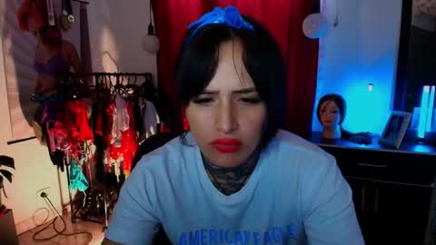 Snapshot of tinnadawson chatting on January 2026 10:14:02 PM I AM BELLA ----------- follow my IG TINNS 69 online show from January 2026 10:14:02 PM