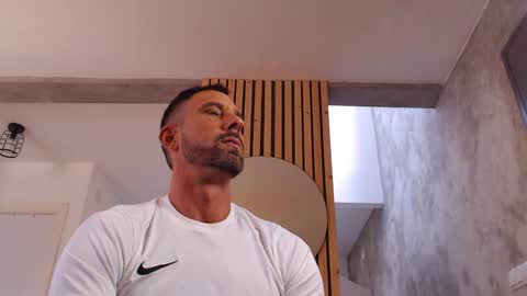 Snapshot of tinoclandestino chatting on February 2025 03:07:01 PM tinoclandestino online show from February 2025 03:07:01 PM