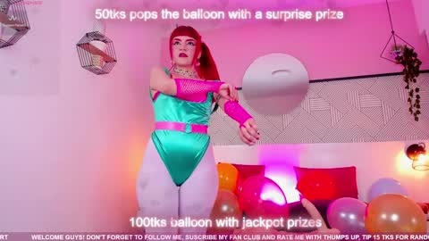 Snapshot of tiny__emmy chatting on December 2024 05:53:02 PM Emmy blue berry1 online show from December 2024 05:53:02 PM