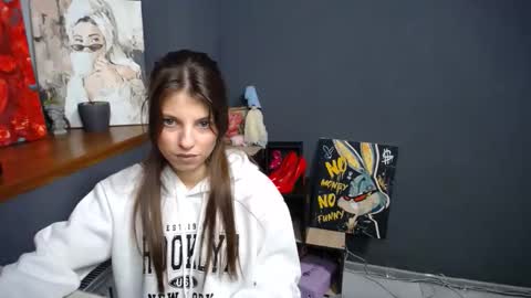 Gloria online show from September 2025 06:39:02 AM