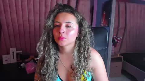 tiny online show from February 2025 03:41:02 AM