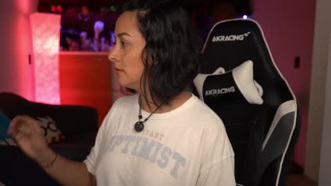 Snapshot of tiny_panther chatting on March 2025 09:56:01 PM Ana Molly online show from March 2025 09:56:01 PM