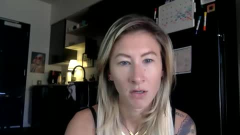 Snapshot of tinyandtatted420 chatting on October 2025 04:13:01 PM tinyandtatted420 online show from October 2025 04:13:01 PM