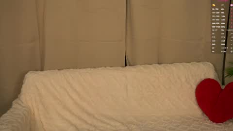 Annie online show from April 2026 08:43:02 PM