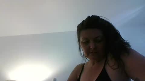 tinyassbossymilf online show from December 2025 07:33:02 PM