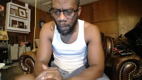 tinycock_1979 online show from September 2025 01:44:01 AM