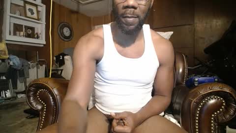 tinycock_1979 online show from October 2025 08:27:02 AM