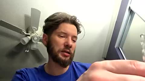 tinyguynicecock online show from April 2026 07:58:02 AM