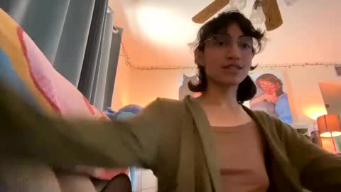 Snapshot of tinyhairycherry chatting on October 2025 07:34:02 PM tinyhairycherry online show from October 2025 07:34:02 PM