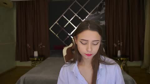 Snapshot of tinynataliee chatting on December 2025 09:53:01 PM tinynataliee online show from December 2025 09:53:01 PM